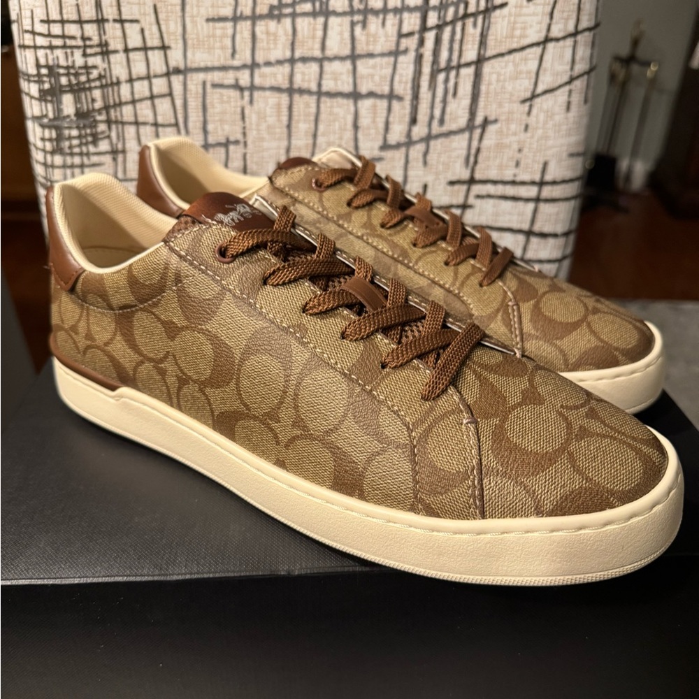 COACH Signature Logo Coated Canvas G4949 Sneaker/ Shoe (Khaki/Saddle) Size 11.5